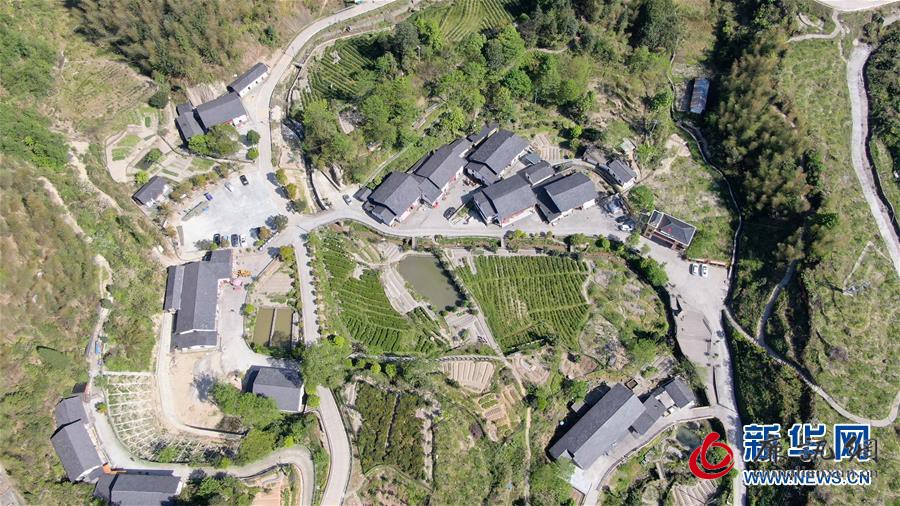 (新华全媒头条·图文互动)(9)习近平的扶贫故事