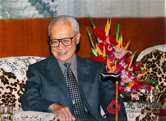 笔墨诗意赋真情 白家山水甲桂林|纪念一代山水画大家白雪石先生诞辰105周年