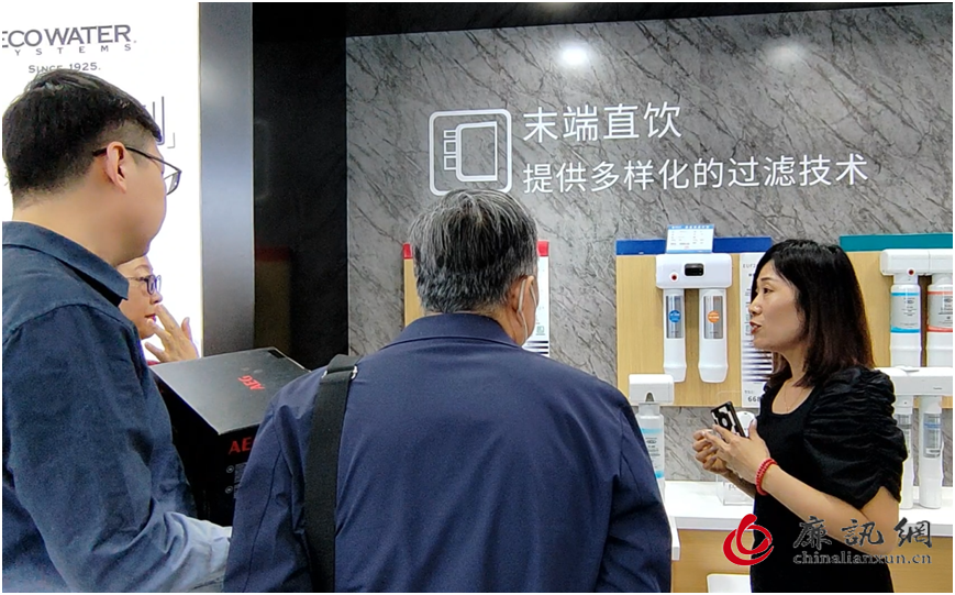 嘉宾参观店面环节 嘉宾参观店面环节